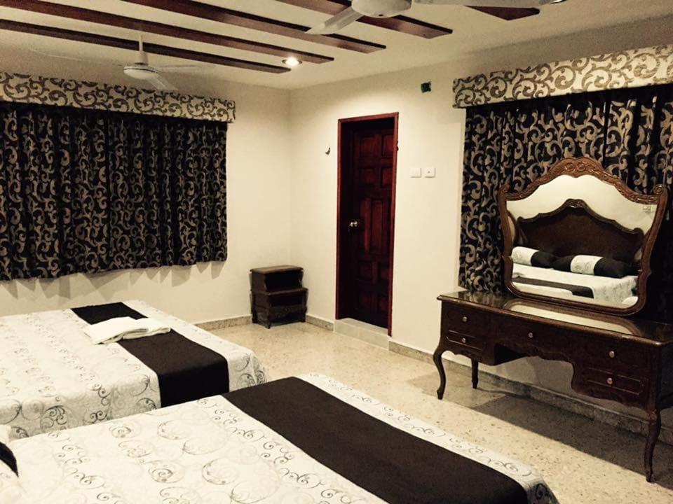 Auberge de jeunesse Hostal Kin-Beh à Valladolid  Extérieur photo
