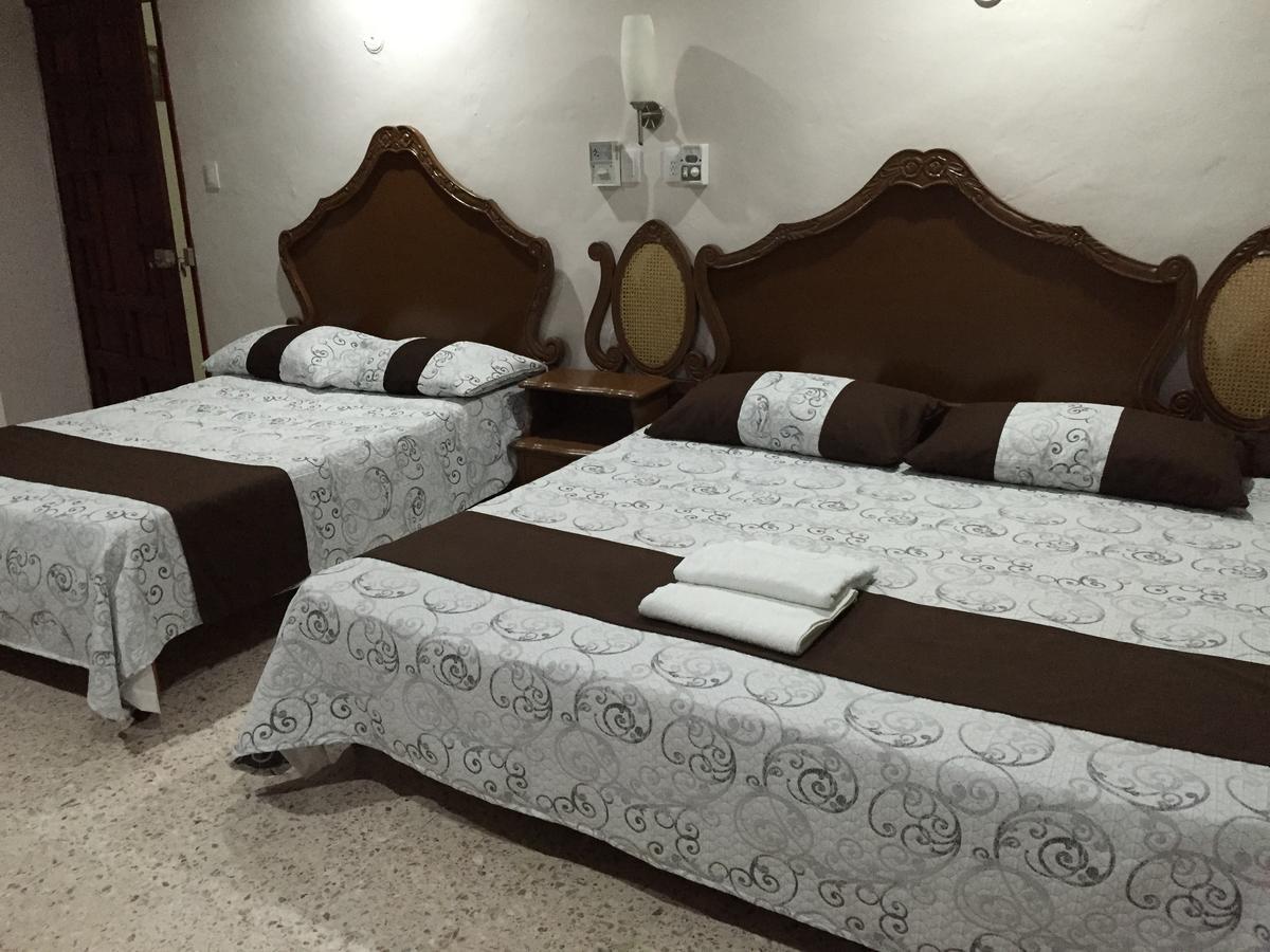 Auberge de jeunesse Hostal Kin-Beh à Valladolid  Extérieur photo