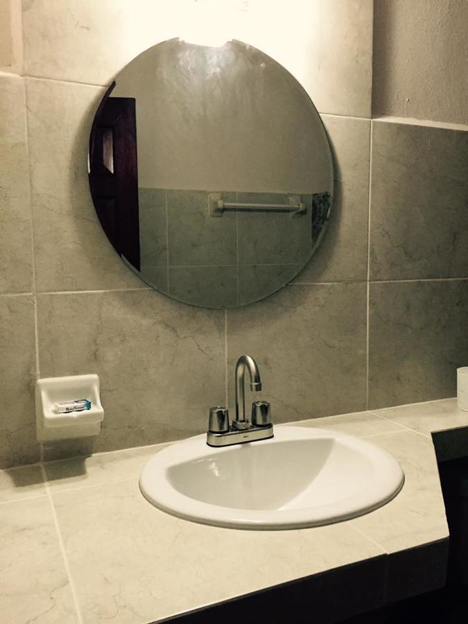 Auberge de jeunesse Hostal Kin-Beh à Valladolid  Extérieur photo
